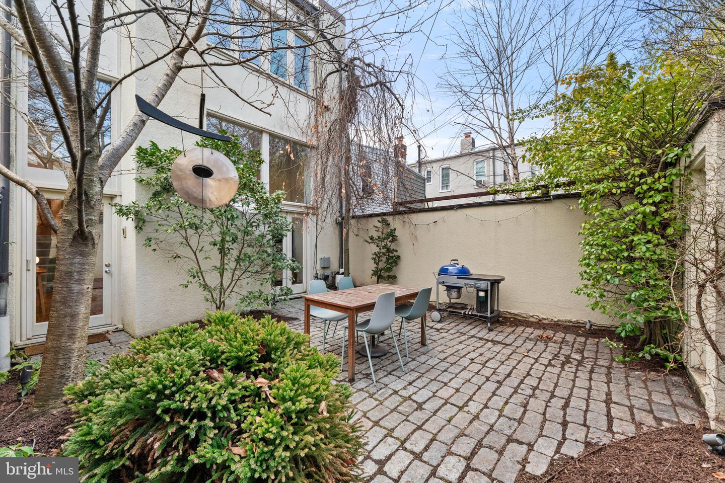 908 INDEPENDENCE AVE SE, WASHINGTON, District Of Columbia 20003, 5 Bedrooms Bedrooms, ,3 BathroomsBathrooms,Residential,For sale,908 INDEPENDENCE AVE SE,DCDC2247618 MLS # DCDC2247618