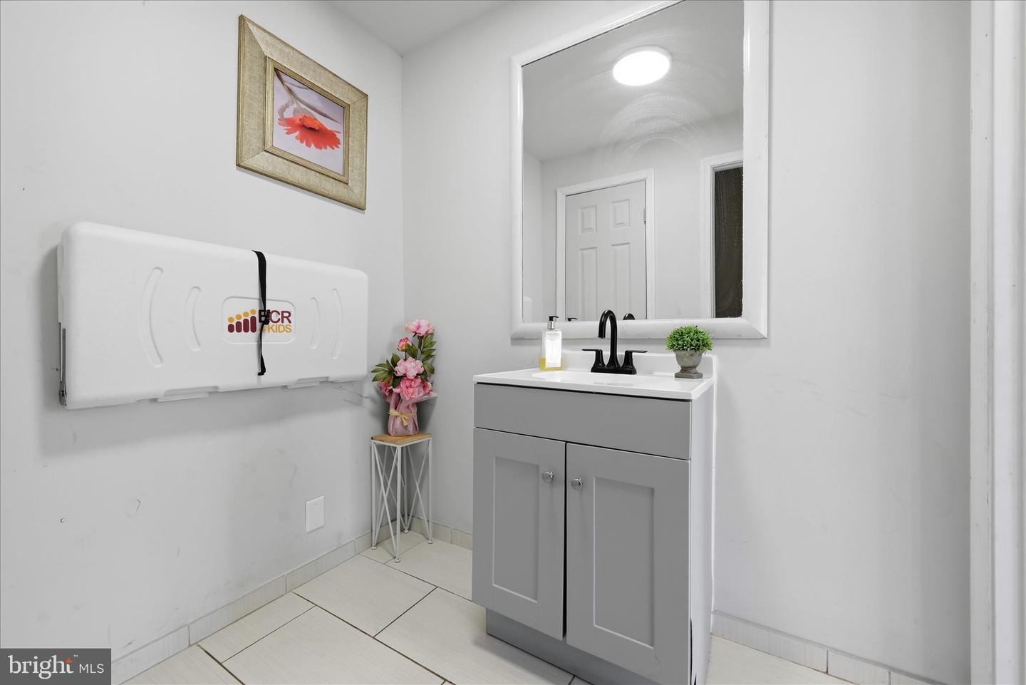 229 GARBER LN, WINCHESTER, Virginia 22602, 3 Bedrooms Bedrooms, ,1 BathroomBathrooms,Residential,For sale,229 GARBER LN,VAFV2039766 MLS # VAFV2039766