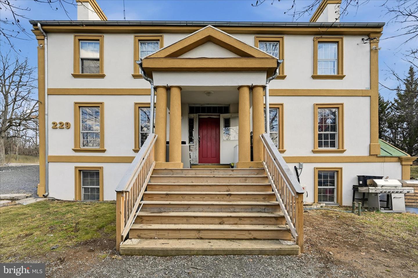 229 GARBER LN, WINCHESTER, Virginia 22602, 3 Bedrooms Bedrooms, ,1 BathroomBathrooms,Residential,For sale,229 GARBER LN,VAFV2039766 MLS # VAFV2039766