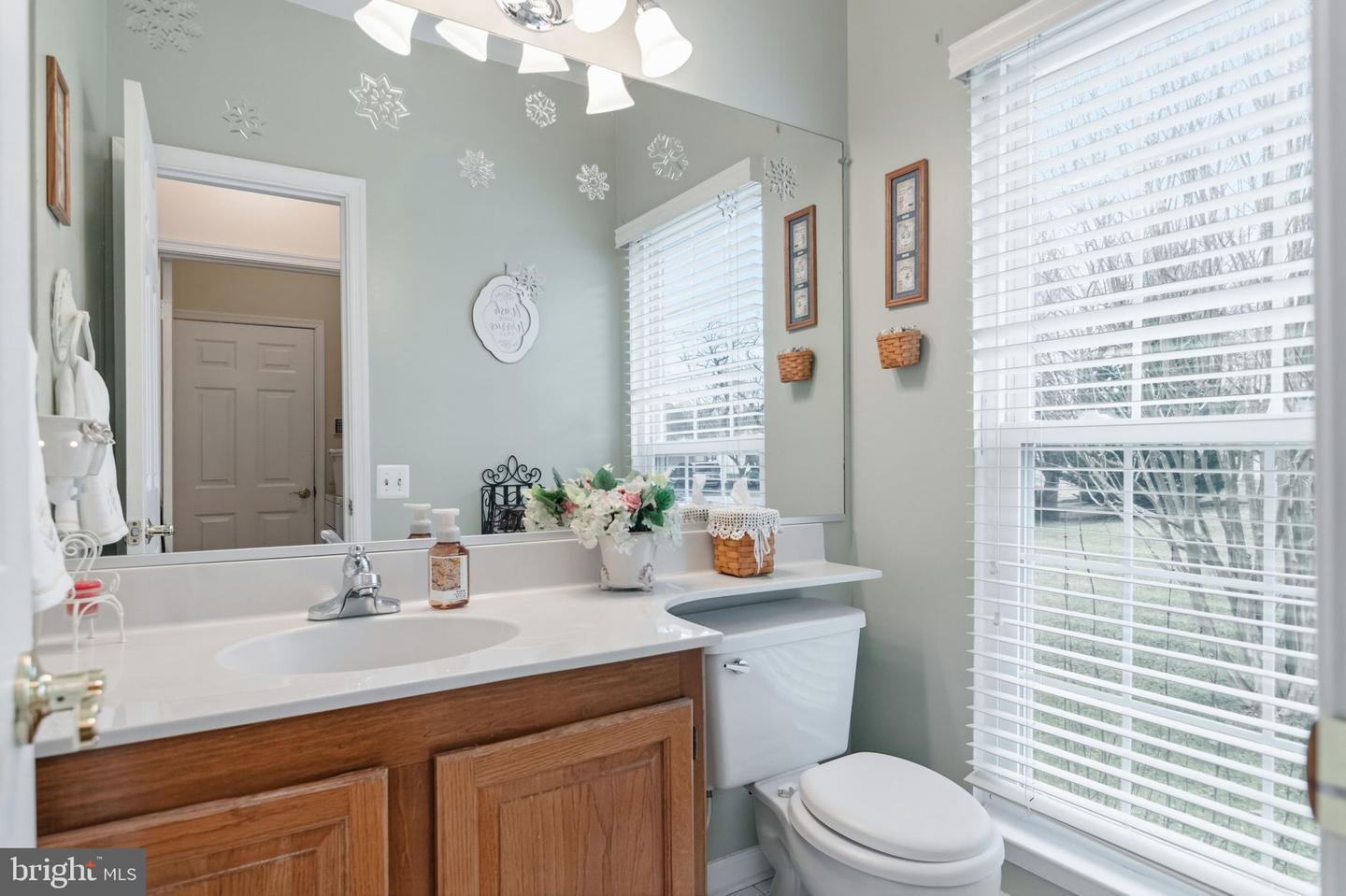 13209 MOUNTAIN ASH CT, WOODBRIDGE, Virginia 22192, 5 Bedrooms Bedrooms, ,3 BathroomsBathrooms,Residential,For sale,13209 MOUNTAIN ASH CT,VAPW2113214 MLS # VAPW2113214