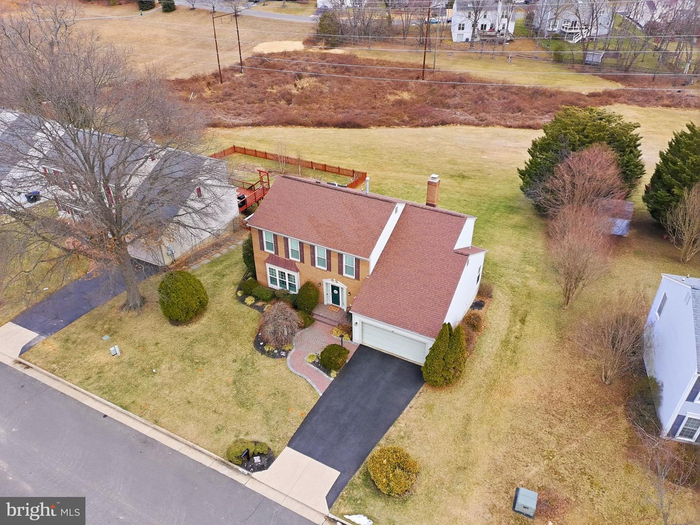 13209 MOUNTAIN ASH CT, WOODBRIDGE, Virginia 22192, 5 Bedrooms Bedrooms, ,3 BathroomsBathrooms,Residential,For sale,13209 MOUNTAIN ASH CT,VAPW2113214 MLS # VAPW2113214