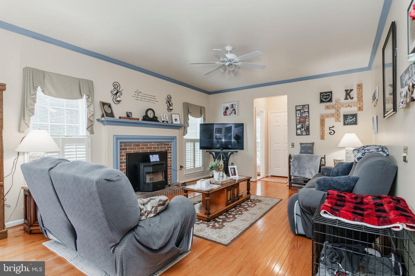 13209 MOUNTAIN ASH CT, WOODBRIDGE, Virginia 22192, 5 Bedrooms Bedrooms, ,3 BathroomsBathrooms,Residential,For sale,13209 MOUNTAIN ASH CT,VAPW2113214 MLS # VAPW2113214