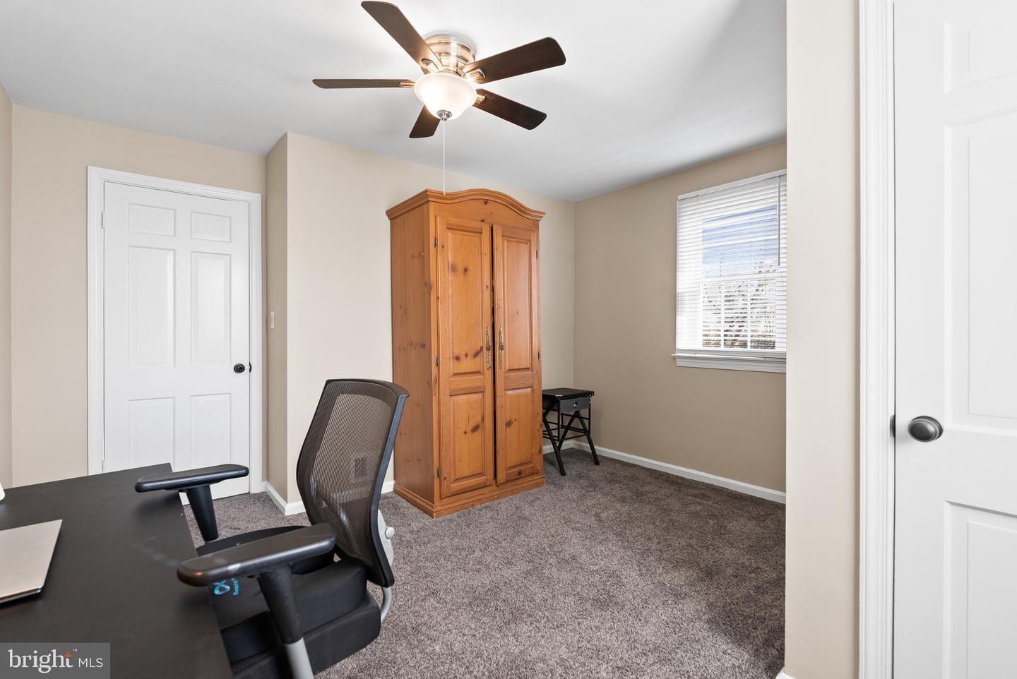 5542 18TH RD N, ARLINGTON, Virginia 22205, 4 Bedrooms Bedrooms, ,3 BathroomsBathrooms,Residential,For sale,5542 18TH RD N,VAAR2069272 MLS # VAAR2069272