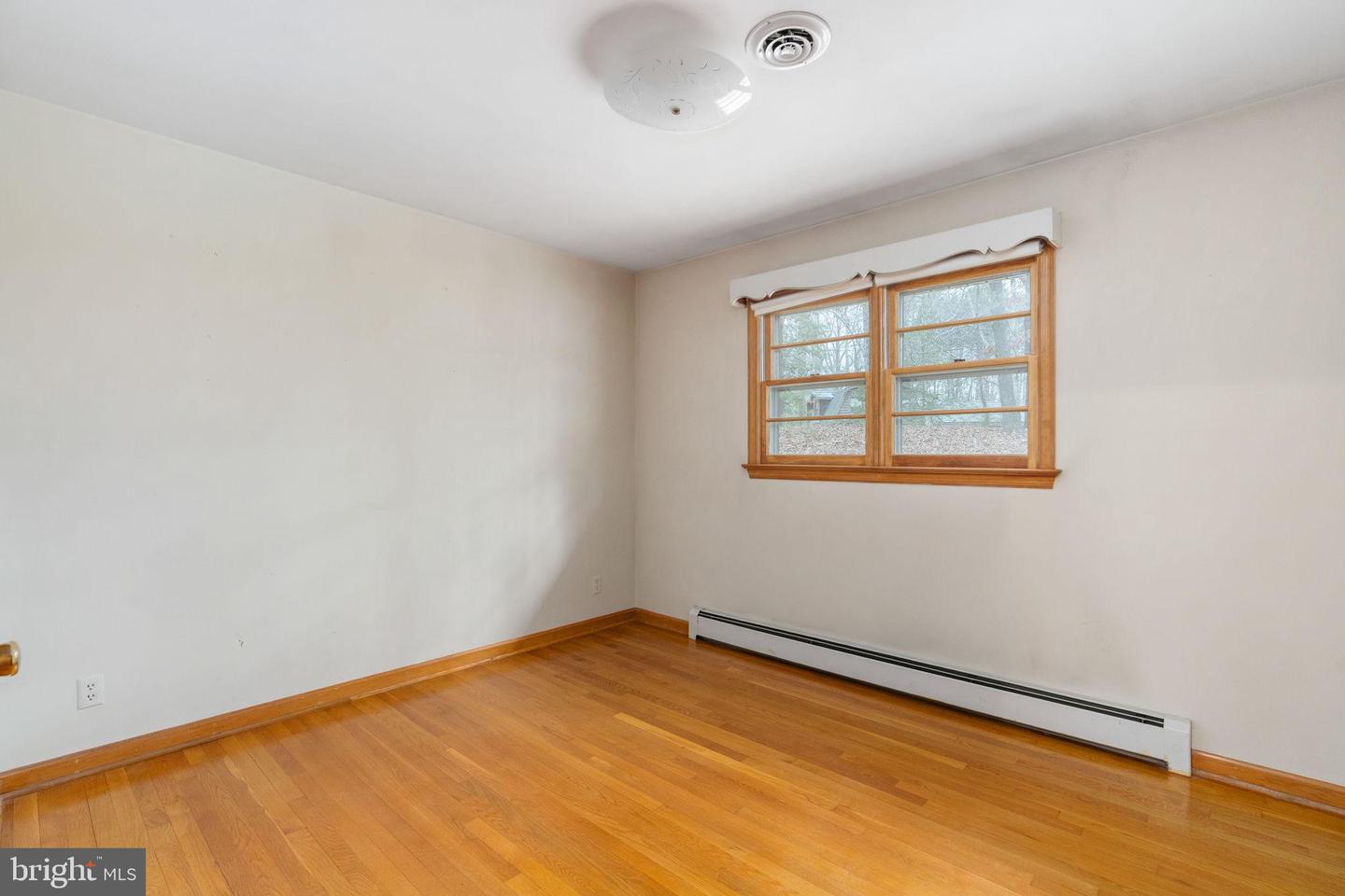 8710 THORNTON ROLLING RD, FREDERICKSBURG, Virginia 22408, 3 Bedrooms Bedrooms, 4 Rooms Rooms,1 BathroomBathrooms,Residential,For sale,8710 THORNTON ROLLING RD,VASP2039542 MLS # VASP2039542