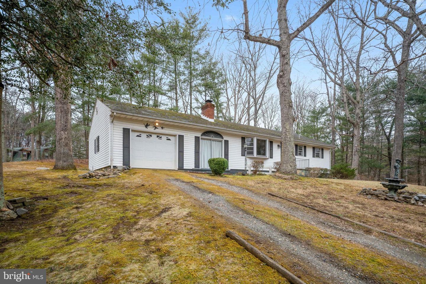 8710 THORNTON ROLLING RD, FREDERICKSBURG, Virginia 22408, 3 Bedrooms Bedrooms, 4 Rooms Rooms,1 BathroomBathrooms,Residential,For sale,8710 THORNTON ROLLING RD,VASP2039542 MLS # VASP2039542