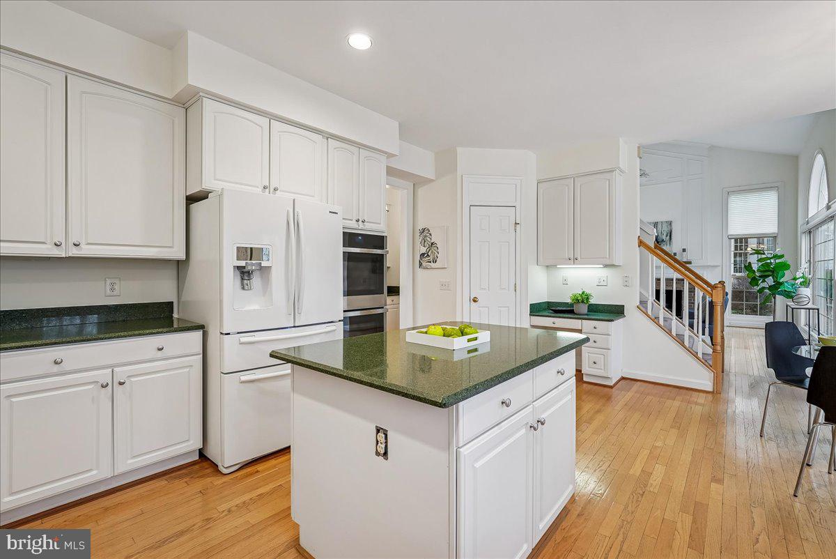 8411 BLACK STALLION PL, VIENNA, Virginia 22182, 4 Bedrooms Bedrooms, ,3 BathroomsBathrooms,Residential,For sale,8411 BLACK STALLION PL,VAFX2292694 MLS # VAFX2292694