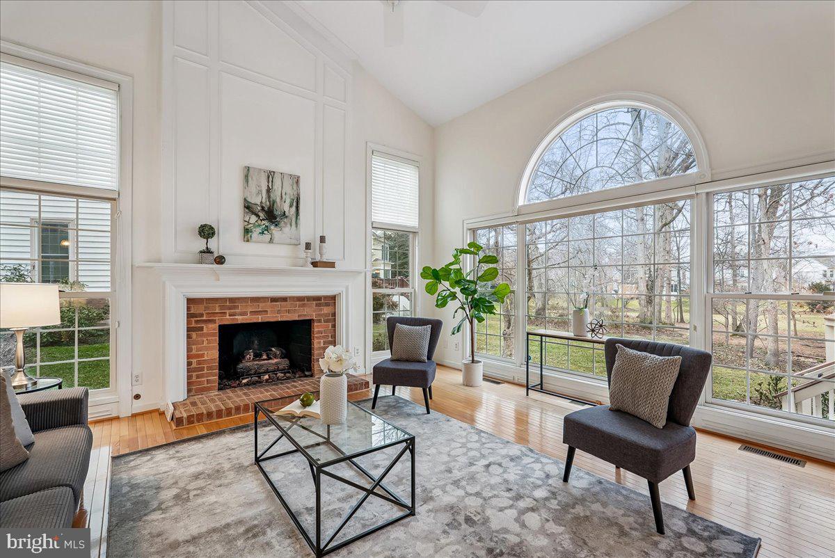 8411 BLACK STALLION PL, VIENNA, Virginia 22182, 4 Bedrooms Bedrooms, ,3 BathroomsBathrooms,Residential,For sale,8411 BLACK STALLION PL,VAFX2292694 MLS # VAFX2292694