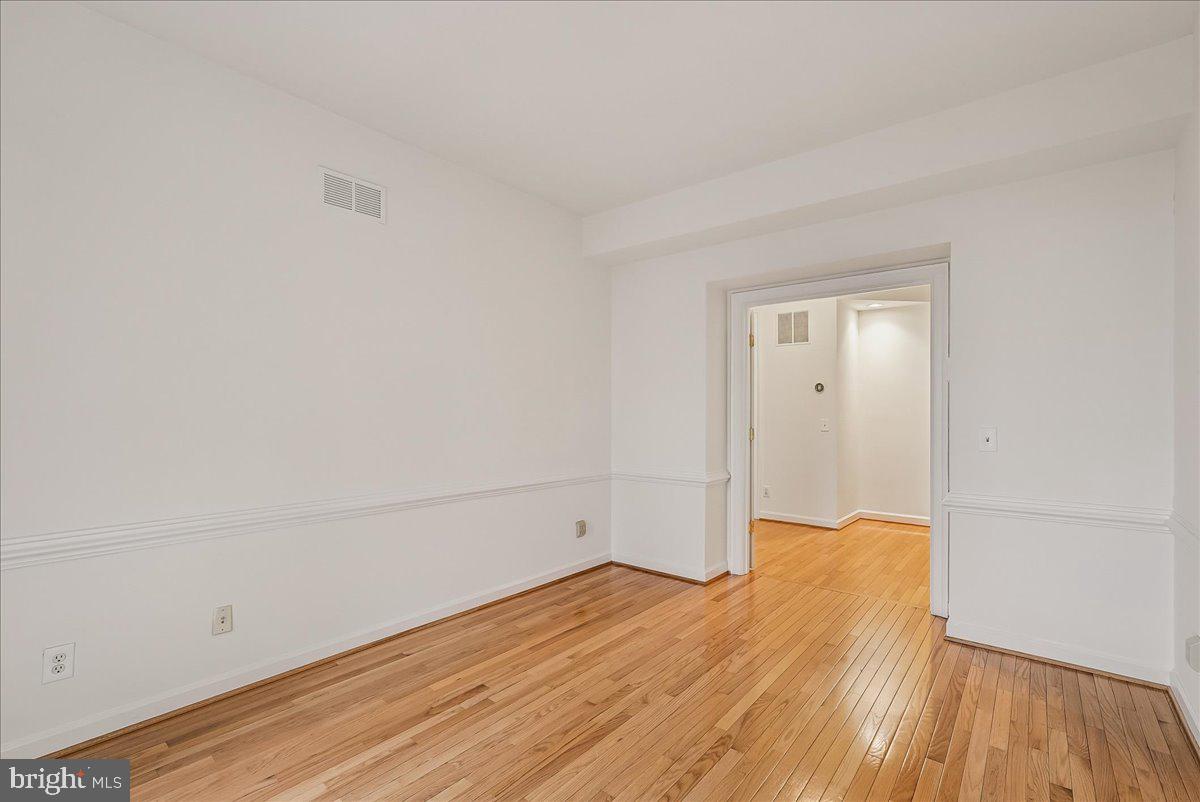 8411 BLACK STALLION PL, VIENNA, Virginia 22182, 4 Bedrooms Bedrooms, ,3 BathroomsBathrooms,Residential,For sale,8411 BLACK STALLION PL,VAFX2292694 MLS # VAFX2292694