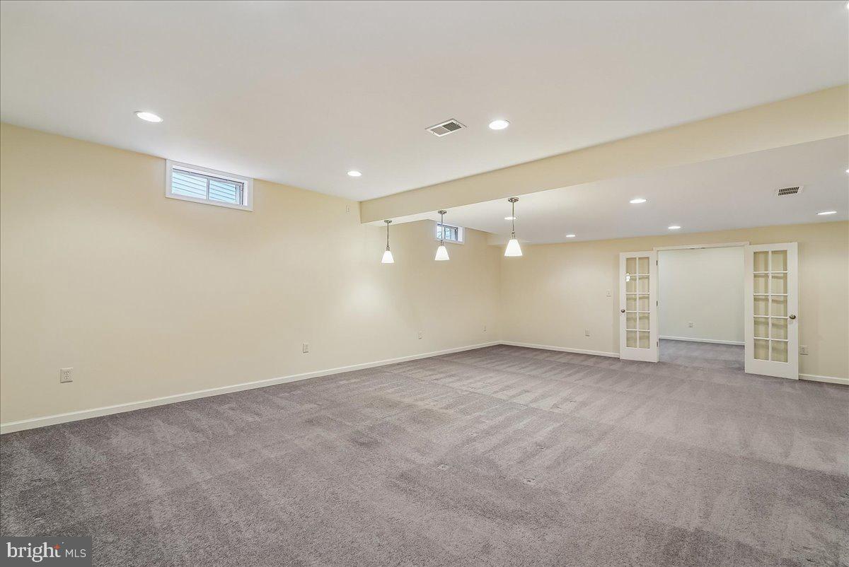 8411 BLACK STALLION PL, VIENNA, Virginia 22182, 4 Bedrooms Bedrooms, ,3 BathroomsBathrooms,Residential,For sale,8411 BLACK STALLION PL,VAFX2292694 MLS # VAFX2292694