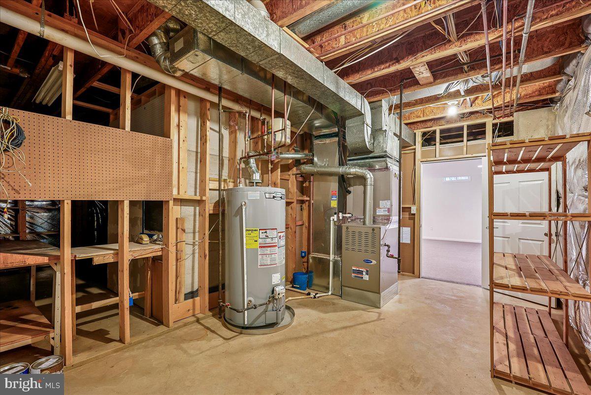 8411 BLACK STALLION PL, VIENNA, Virginia 22182, 4 Bedrooms Bedrooms, ,3 BathroomsBathrooms,Residential,For sale,8411 BLACK STALLION PL,VAFX2292694 MLS # VAFX2292694