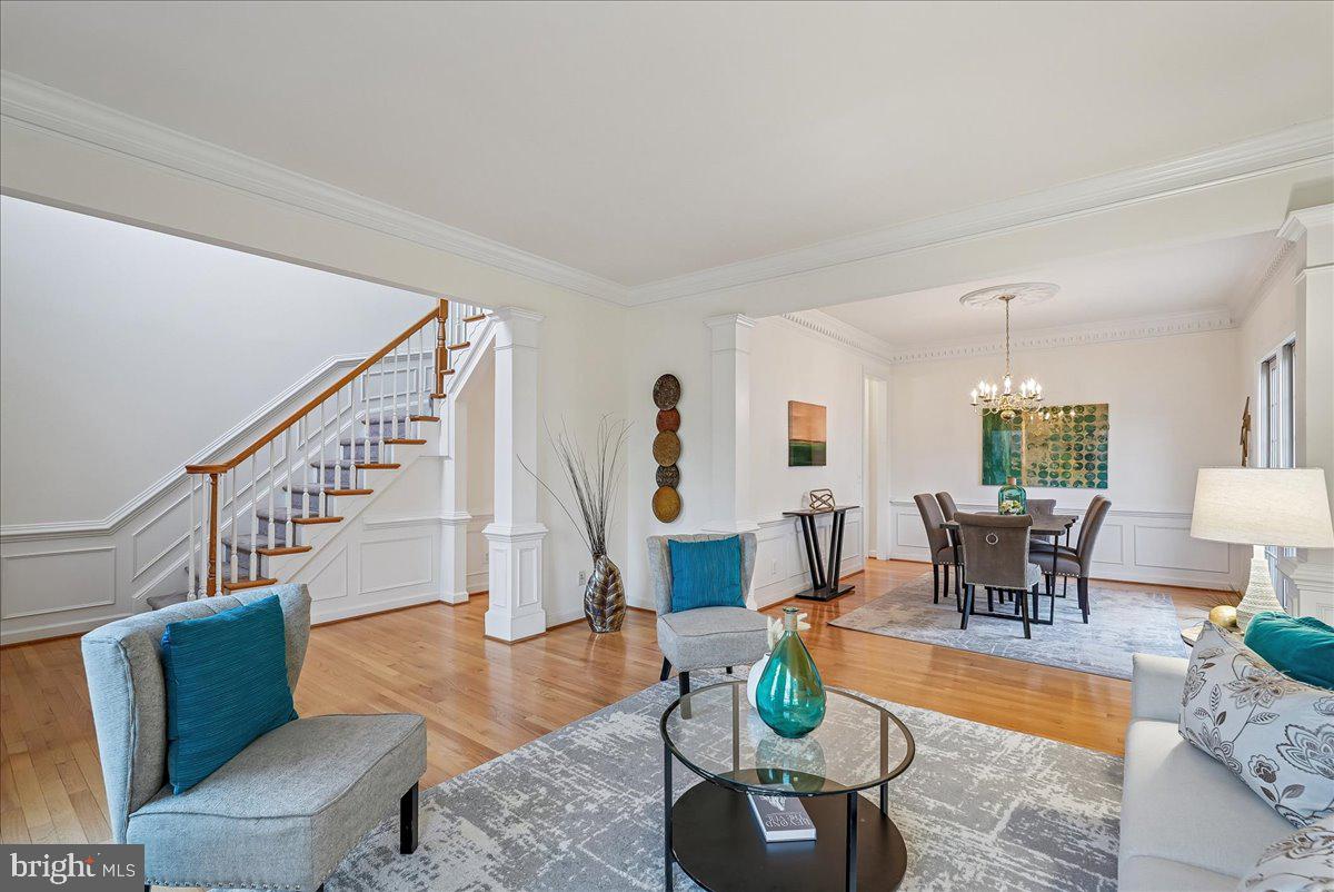 8411 BLACK STALLION PL, VIENNA, Virginia 22182, 4 Bedrooms Bedrooms, ,3 BathroomsBathrooms,Residential,For sale,8411 BLACK STALLION PL,VAFX2292694 MLS # VAFX2292694