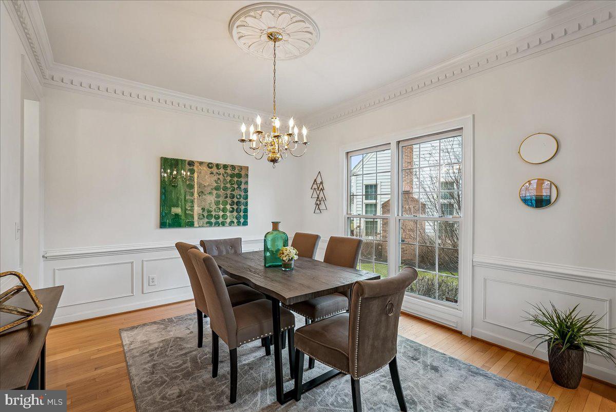 8411 BLACK STALLION PL, VIENNA, Virginia 22182, 4 Bedrooms Bedrooms, ,3 BathroomsBathrooms,Residential,For sale,8411 BLACK STALLION PL,VAFX2292694 MLS # VAFX2292694