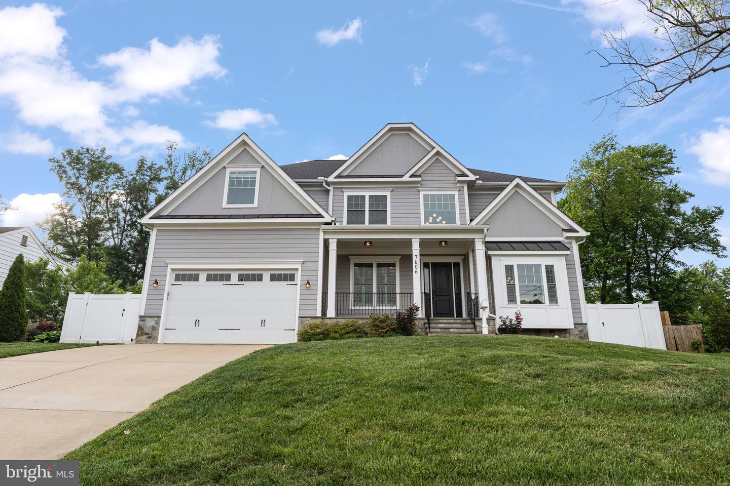 7606 LEONARD DR, FALLS CHURCH, Virginia 22043, 5 Bedrooms Bedrooms, ,5 BathroomsBathrooms,Residential,For sale,7606 LEONARD DR,VAFX2292700 MLS # VAFX2292700