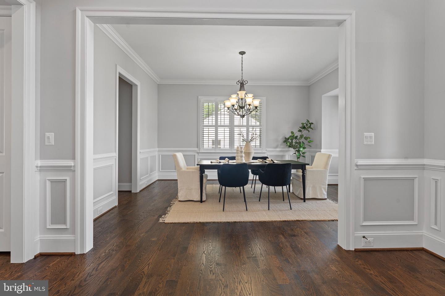 7606 LEONARD DR, FALLS CHURCH, Virginia 22043, 5 Bedrooms Bedrooms, ,5 BathroomsBathrooms,Residential,For sale,7606 LEONARD DR,VAFX2292700 MLS # VAFX2292700