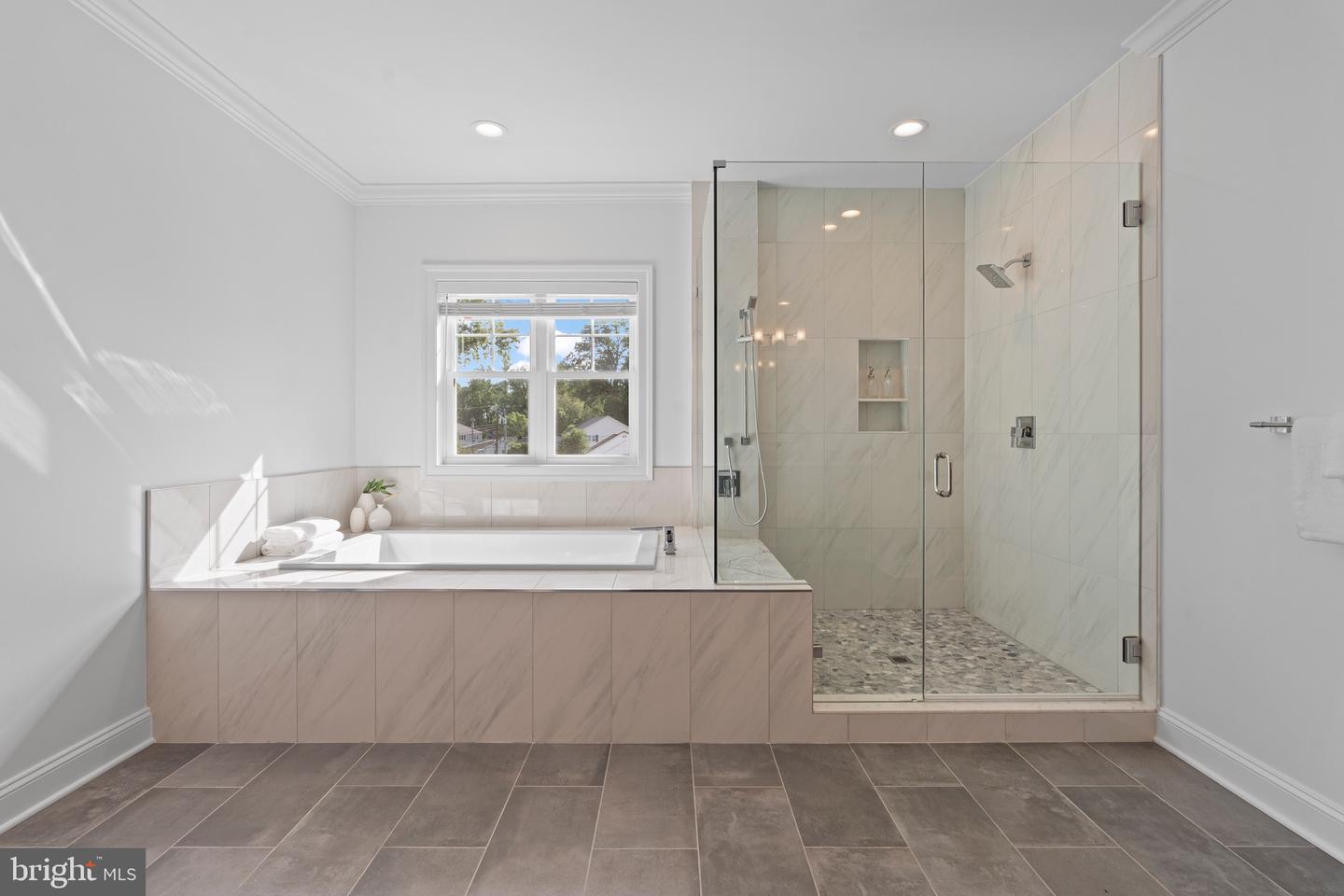 7606 LEONARD DR, FALLS CHURCH, Virginia 22043, 5 Bedrooms Bedrooms, ,5 BathroomsBathrooms,Residential,For sale,7606 LEONARD DR,VAFX2292700 MLS # VAFX2292700