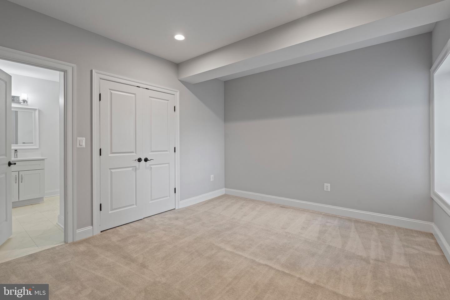 7606 LEONARD DR, FALLS CHURCH, Virginia 22043, 5 Bedrooms Bedrooms, ,5 BathroomsBathrooms,Residential,For sale,7606 LEONARD DR,VAFX2292700 MLS # VAFX2292700