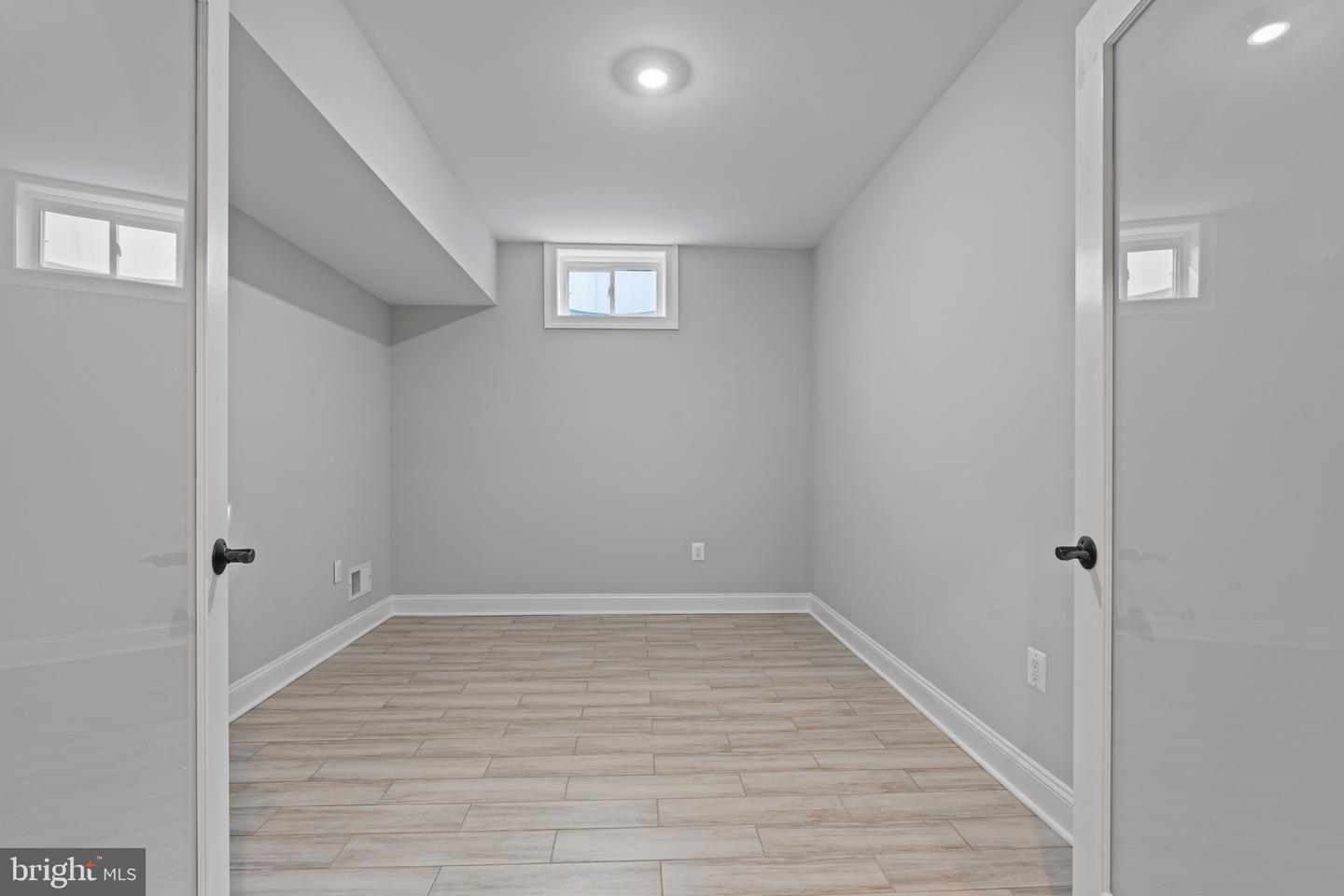 7606 LEONARD DR, FALLS CHURCH, Virginia 22043, 5 Bedrooms Bedrooms, ,5 BathroomsBathrooms,Residential,For sale,7606 LEONARD DR,VAFX2292700 MLS # VAFX2292700