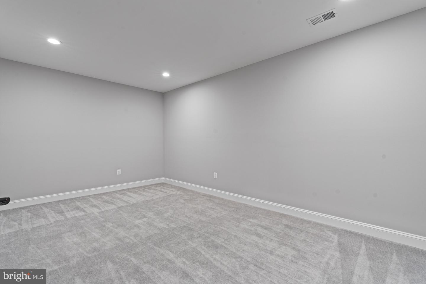 7606 LEONARD DR, FALLS CHURCH, Virginia 22043, 5 Bedrooms Bedrooms, ,5 BathroomsBathrooms,Residential,For sale,7606 LEONARD DR,VAFX2292700 MLS # VAFX2292700