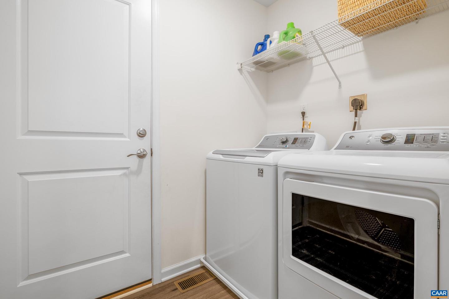 366 COUNTRY CREEK WAY, PALMYRA, Virginia 22963, 4 Bedrooms Bedrooms, ,2 BathroomsBathrooms,Residential,For sale,366 COUNTRY CREEK WAY,673659 MLS # 673659 366 COUNTRY CREEK WAY, PALMYRA, Virginia 22963, 4 Bedrooms Bedrooms, ,2 BathroomsBathrooms,Residential,For sale,366 COUNTRY CREEK WAY,673659 MLS # 673659