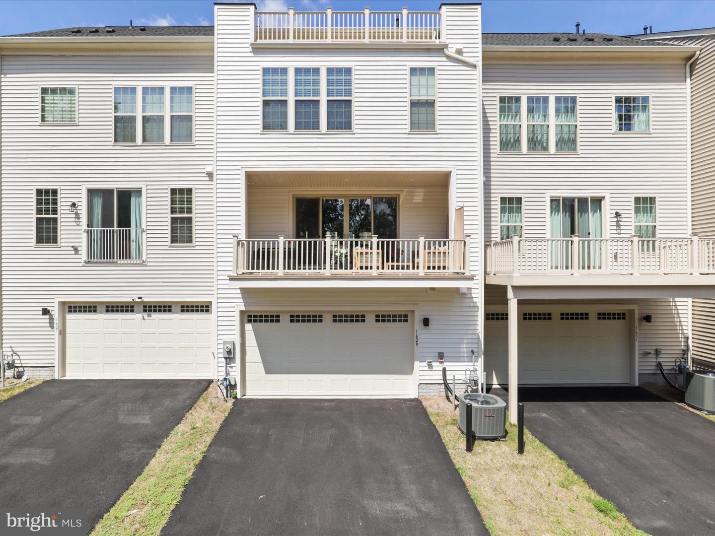 1629 FIELD SPARROW TER NE, LEESBURG, Virginia 20176, 4 Bedrooms Bedrooms, ,2 BathroomsBathrooms,Residential,For sale,1629 FIELD SPARROW TER NE,VALO2116712 MLS # VALO2116712 1629 FIELD SPARROW TER NE, LEESBURG, Virginia 20176, 4 Bedrooms Bedrooms, ,2 BathroomsBathrooms,Residential,For sale,1629 FIELD SPARROW TER NE,VALO2116712 MLS # VALO2116712