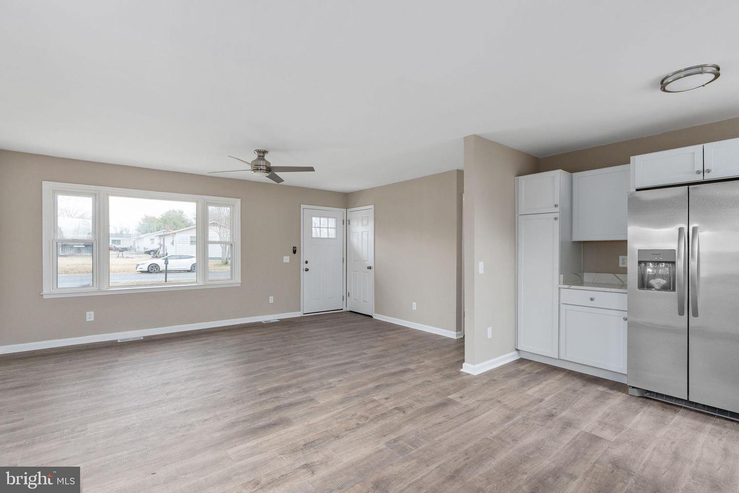 402 SULLIVAN DR, FREDERICKSBURG, Virginia 22405, 3 Bedrooms Bedrooms, 7 Rooms Rooms,2 BathroomsBathrooms,Residential,For sale,402 SULLIVAN DR,VAST2046460 MLS # VAST2046460