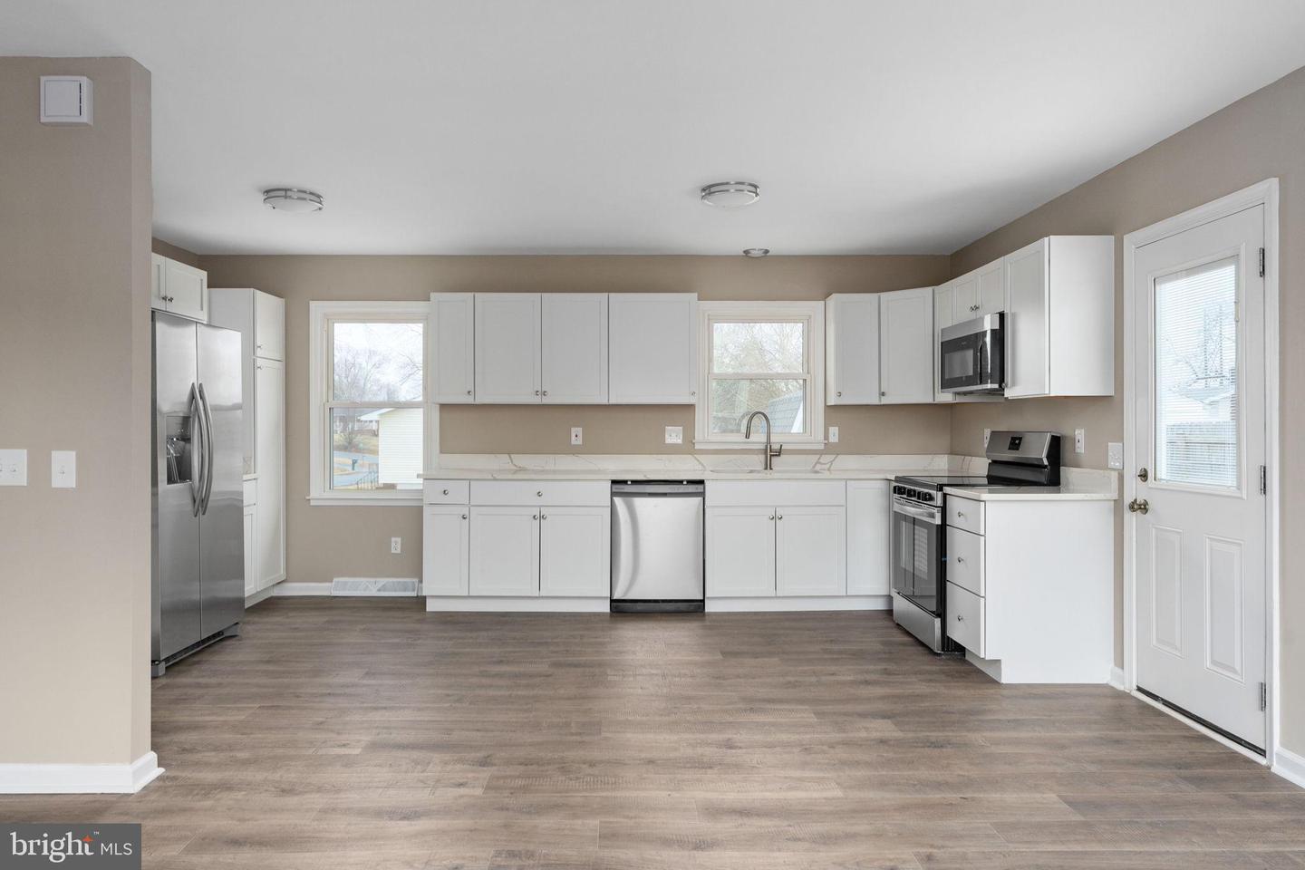 402 SULLIVAN DR, FREDERICKSBURG, Virginia 22405, 3 Bedrooms Bedrooms, 7 Rooms Rooms,2 BathroomsBathrooms,Residential,For sale,402 SULLIVAN DR,VAST2046460 MLS # VAST2046460