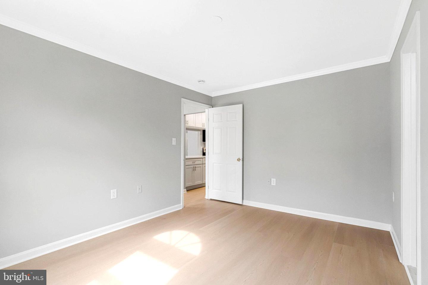 119 WESTWICK CT #6, STERLING, Virginia 20165, 2 Bedrooms Bedrooms, ,2 BathroomsBathrooms,Residential,For sale,119 WESTWICK CT #6,VALO2116770 MLS # VALO2116770