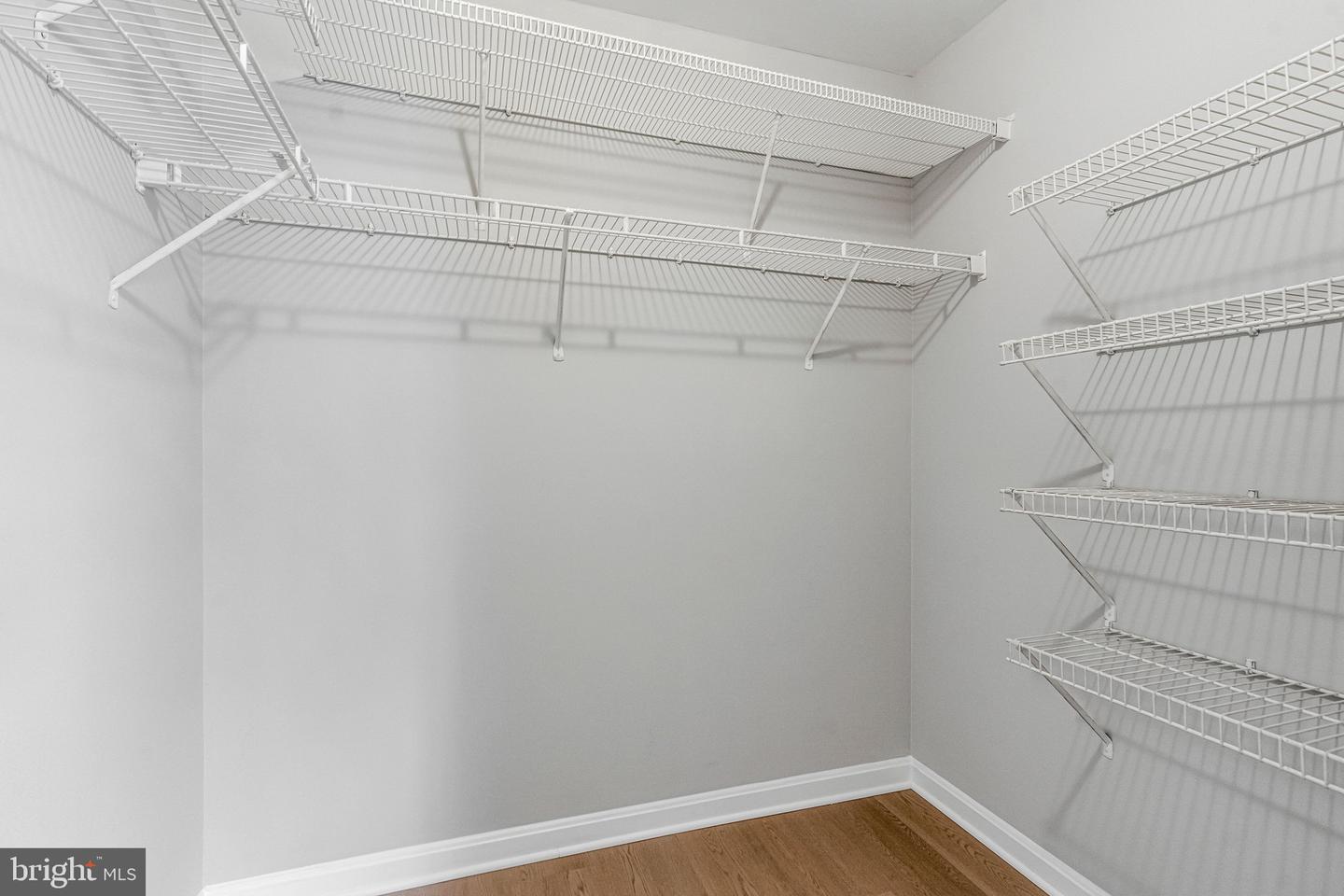 119 WESTWICK CT #6, STERLING, Virginia 20165, 2 Bedrooms Bedrooms, ,2 BathroomsBathrooms,Residential,For sale,119 WESTWICK CT #6,VALO2116770 MLS # VALO2116770