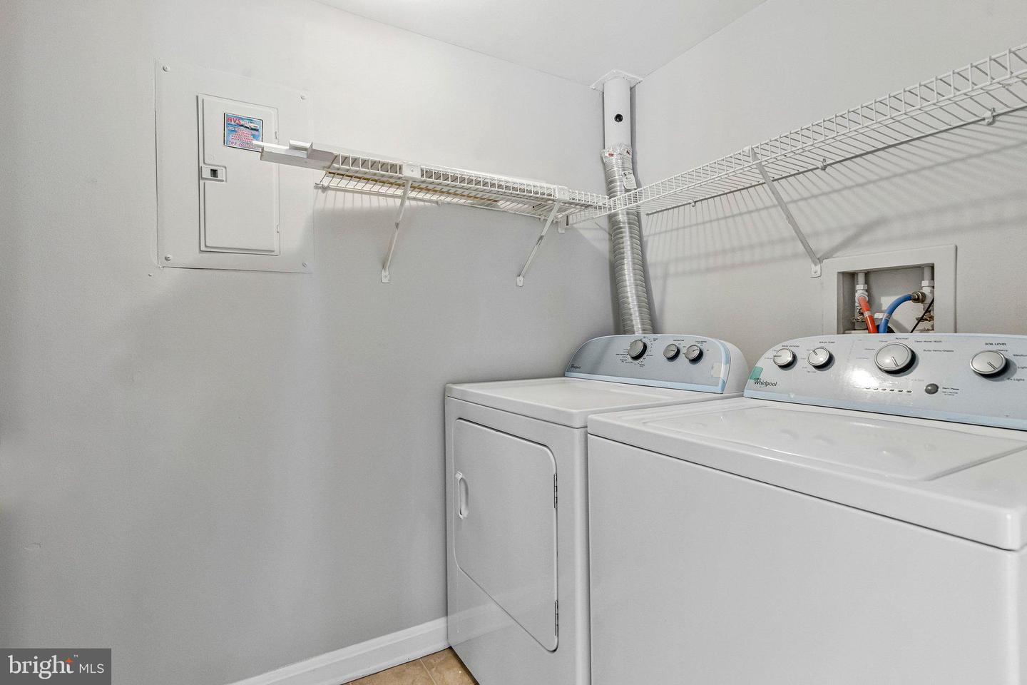 119 WESTWICK CT #6, STERLING, Virginia 20165, 2 Bedrooms Bedrooms, ,2 BathroomsBathrooms,Residential,For sale,119 WESTWICK CT #6,VALO2116770 MLS # VALO2116770