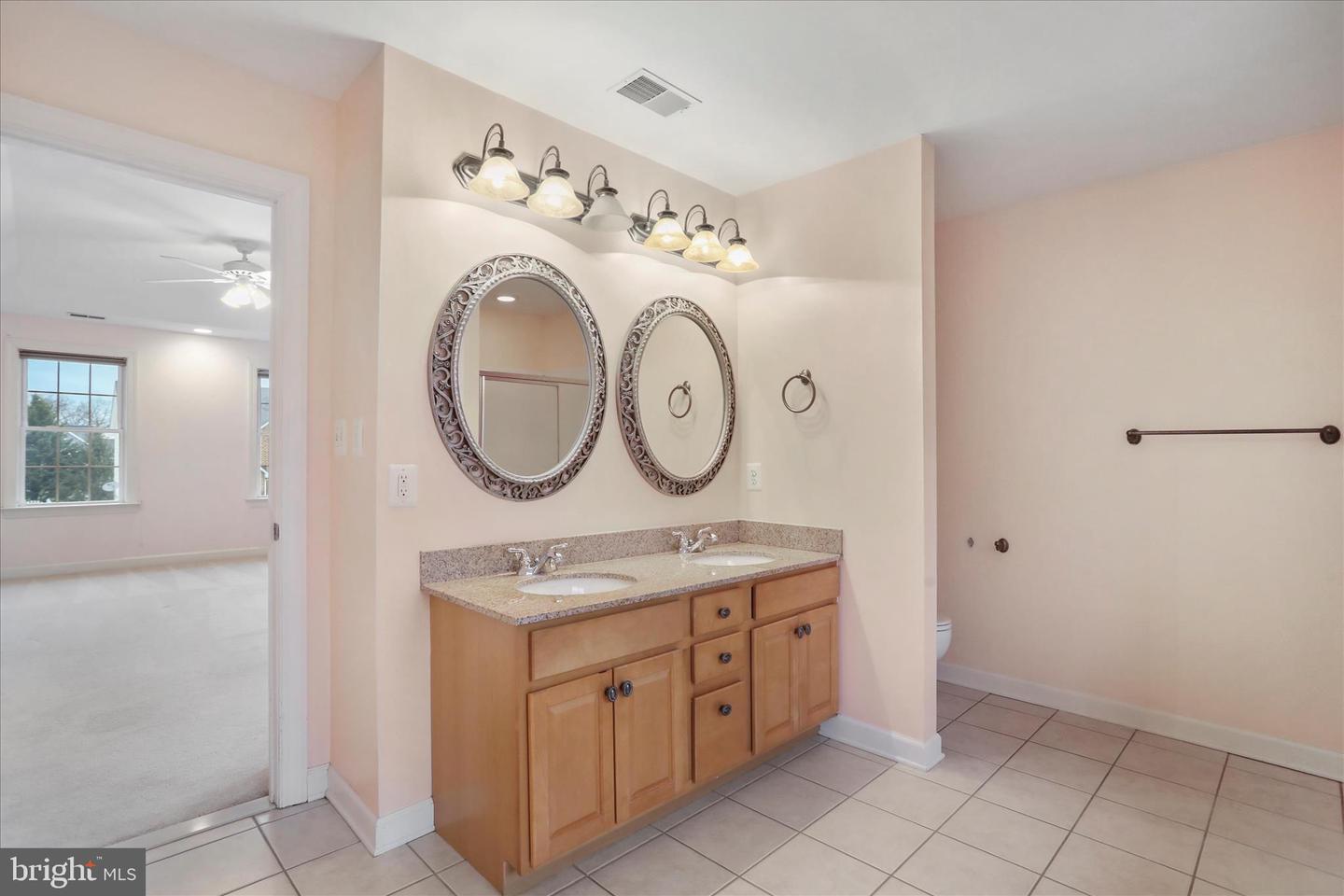 109 FALABELLA DR, STEPHENS CITY, Virginia 22655, 4 Bedrooms Bedrooms, 13 Rooms Rooms,2 BathroomsBathrooms,Residential,For sale,109 FALABELLA DR,VAFV2039788 MLS # VAFV2039788