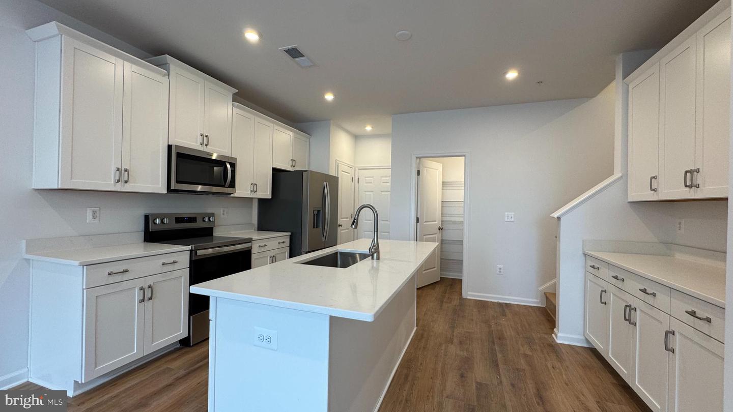 2617 RIVER BIRCH ROAD, HERNDON, Virginia 20171, 2 Bedrooms Bedrooms, ,2 BathroomsBathrooms,Residential,For sale,2617 RIVER BIRCH ROAD,VAFX2292878 MLS # VAFX2292878 2617 RIVER BIRCH ROAD, HERNDON, Virginia 20171, 2 Bedrooms Bedrooms, ,2 BathroomsBathrooms,Residential,For sale,2617 RIVER BIRCH ROAD,VAFX2292878 MLS # VAFX2292878