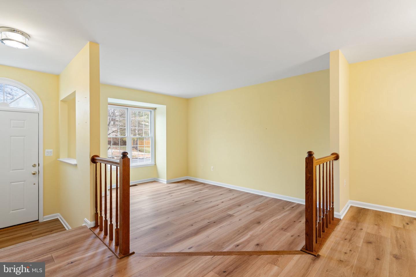 12495 MANCHESTER WAY, WOODBRIDGE, Virginia 22192, 3 Bedrooms Bedrooms, ,3 BathroomsBathrooms,Residential,For sale,12495 MANCHESTER WAY,VAPW2113312 MLS # VAPW2113312