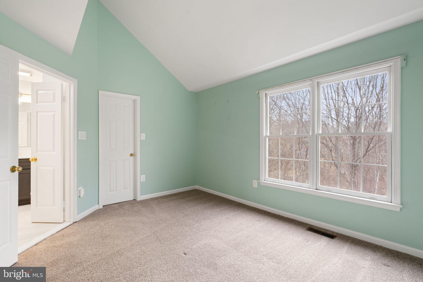 12495 MANCHESTER WAY, WOODBRIDGE, Virginia 22192, 3 Bedrooms Bedrooms, ,3 BathroomsBathrooms,Residential,For sale,12495 MANCHESTER WAY,VAPW2113312 MLS # VAPW2113312