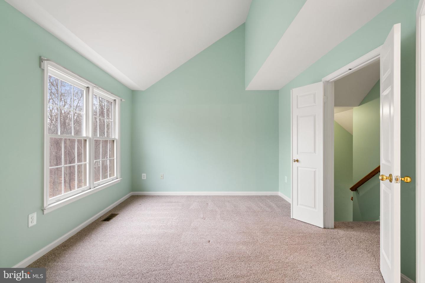 12495 MANCHESTER WAY, WOODBRIDGE, Virginia 22192, 3 Bedrooms Bedrooms, ,3 BathroomsBathrooms,Residential,For sale,12495 MANCHESTER WAY,VAPW2113312 MLS # VAPW2113312