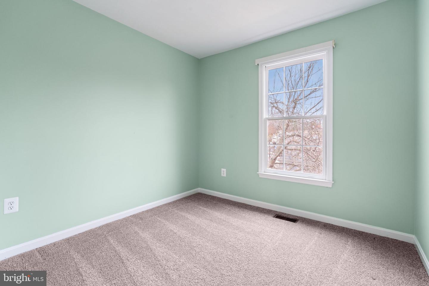 12495 MANCHESTER WAY, WOODBRIDGE, Virginia 22192, 3 Bedrooms Bedrooms, ,3 BathroomsBathrooms,Residential,For sale,12495 MANCHESTER WAY,VAPW2113312 MLS # VAPW2113312