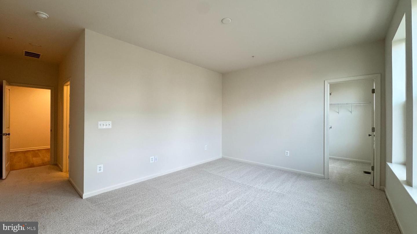 2613 RIVER BIRCH ROAD, HERNDON, Virginia 20171, 3 Bedrooms Bedrooms, ,2 BathroomsBathrooms,Residential,For sale,2613 RIVER BIRCH ROAD,VAFX2292882 MLS # VAFX2292882