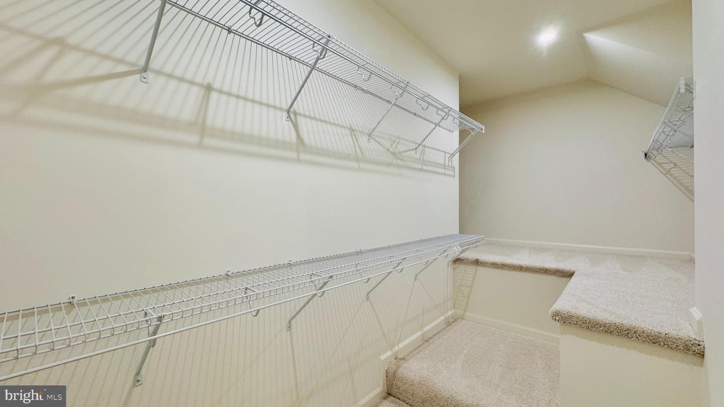 2613 RIVER BIRCH ROAD, HERNDON, Virginia 20171, 3 Bedrooms Bedrooms, ,2 BathroomsBathrooms,Residential,For sale,2613 RIVER BIRCH ROAD,VAFX2292882 MLS # VAFX2292882