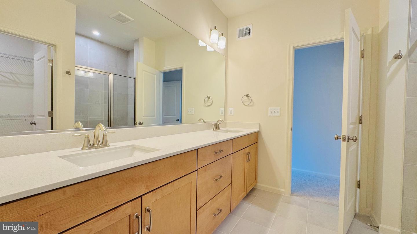 2613 RIVER BIRCH ROAD, HERNDON, Virginia 20171, 3 Bedrooms Bedrooms, ,2 BathroomsBathrooms,Residential,For sale,2613 RIVER BIRCH ROAD,VAFX2292882 MLS # VAFX2292882