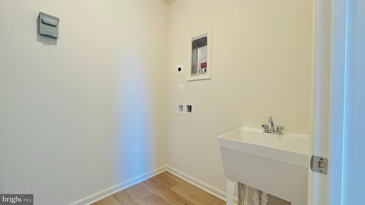 2613 RIVER BIRCH ROAD, HERNDON, Virginia 20171, 3 Bedrooms Bedrooms, ,2 BathroomsBathrooms,Residential,For sale,2613 RIVER BIRCH ROAD,VAFX2292882 MLS # VAFX2292882