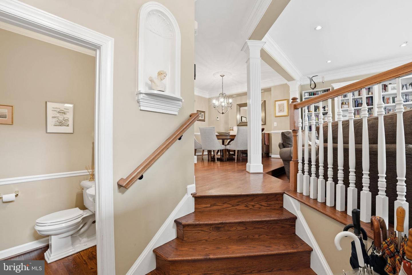 715 HAWKINS WAY, ALEXANDRIA, Virginia 22314, 4 Bedrooms Bedrooms, 9 Rooms Rooms,4 BathroomsBathrooms,Residential,For sale,715 HAWKINS WAY,VAAX2054520 MLS # VAAX2054520