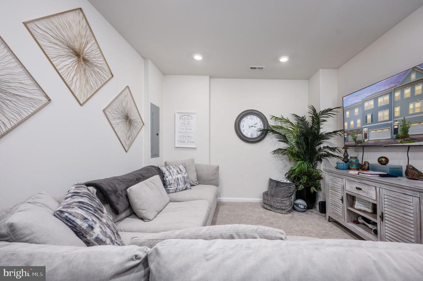 154 SHADED VALLEY CT, STAFFORD, Virginia 22554, 4 Bedrooms Bedrooms, ,3 BathroomsBathrooms,Residential,For sale,154 SHADED VALLEY CT,VAST2046464 MLS # VAST2046464