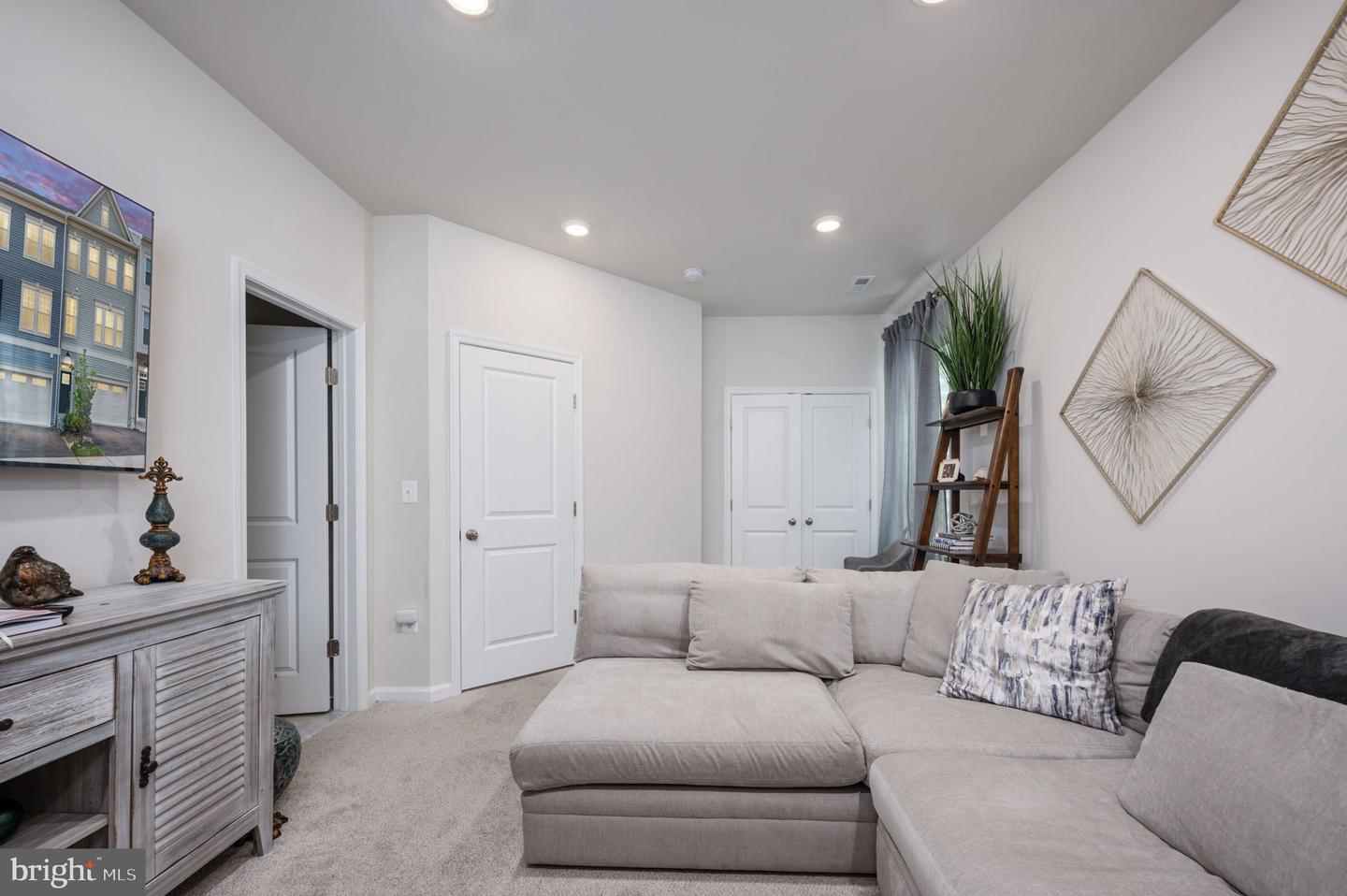 154 SHADED VALLEY CT, STAFFORD, Virginia 22554, 4 Bedrooms Bedrooms, ,3 BathroomsBathrooms,Residential,For sale,154 SHADED VALLEY CT,VAST2046464 MLS # VAST2046464