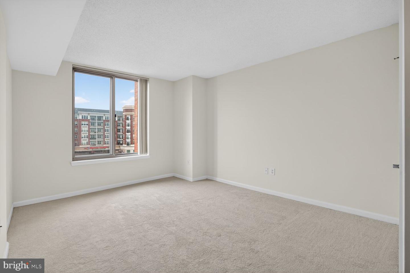 2726 GALLOWS RD #619, VIENNA, Virginia 22180, 2 Bedrooms Bedrooms, ,2 BathroomsBathrooms,Residential,For sale,2726 GALLOWS RD #619,VAFX2292938 MLS # VAFX2292938