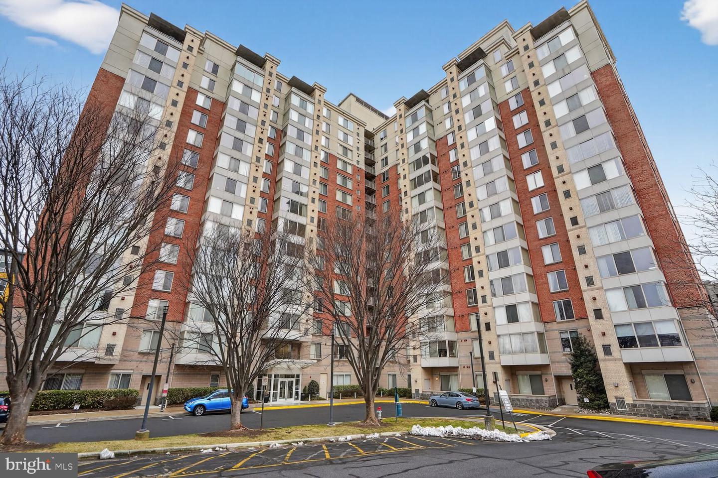 2726 GALLOWS RD #619, VIENNA, Virginia 22180, 2 Bedrooms Bedrooms, ,2 BathroomsBathrooms,Residential,For sale,2726 GALLOWS RD #619,VAFX2292938 MLS # VAFX2292938