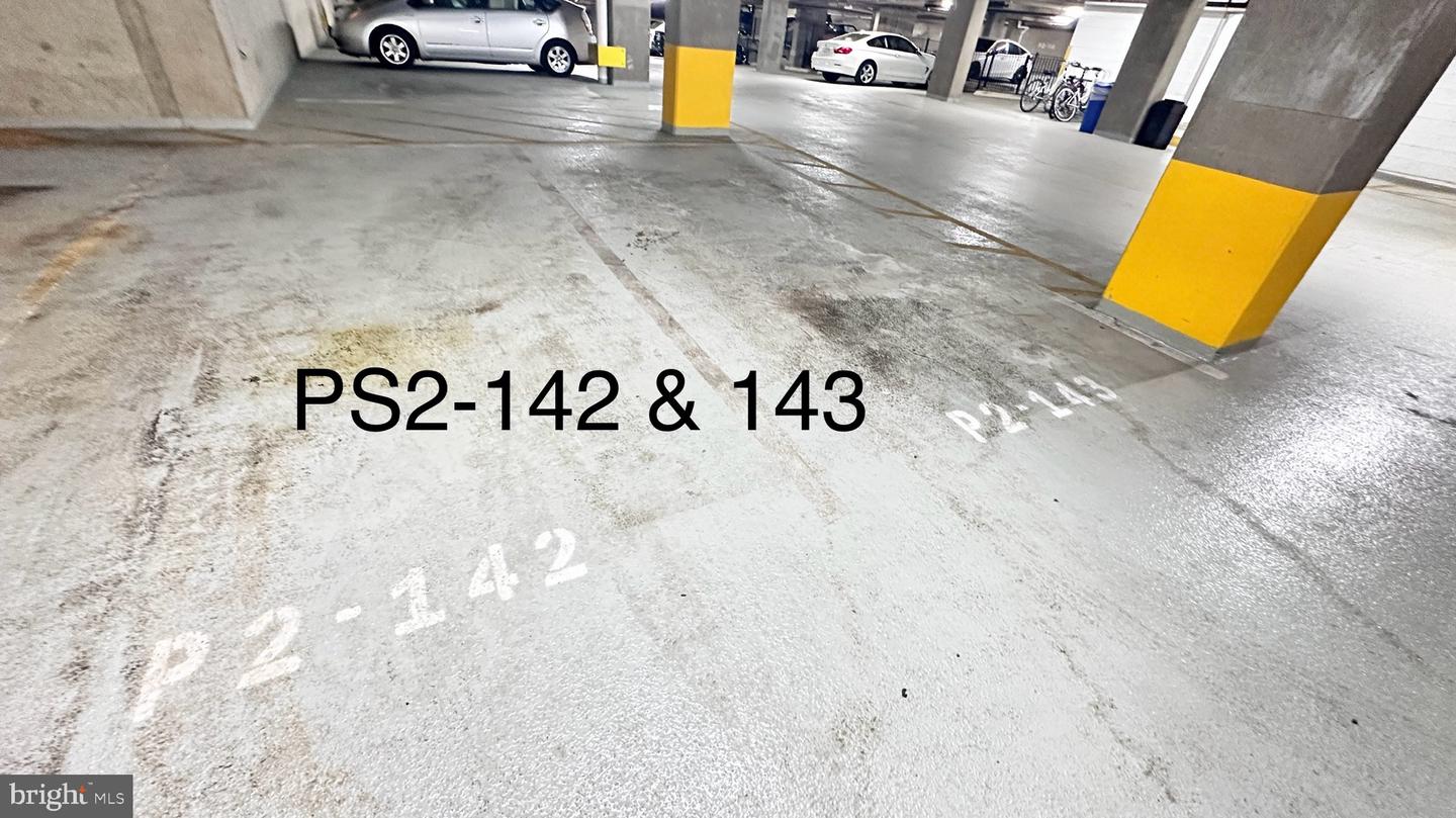 2726 GALLOWS RD #619, VIENNA, Virginia 22180, 2 Bedrooms Bedrooms, ,2 BathroomsBathrooms,Residential,For sale,2726 GALLOWS RD #619,VAFX2292938 MLS # VAFX2292938