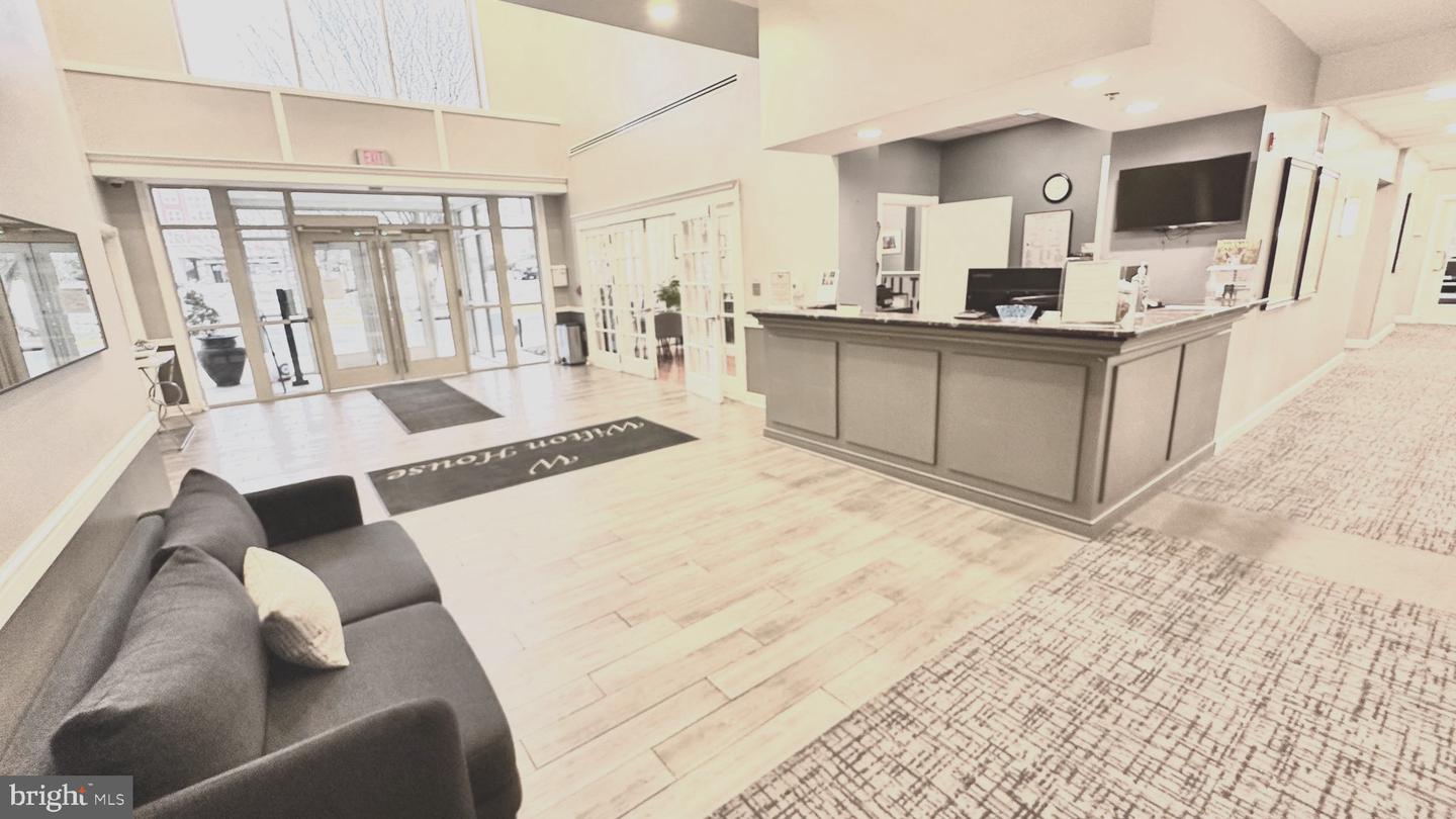 2726 GALLOWS RD #619, VIENNA, Virginia 22180, 2 Bedrooms Bedrooms, ,2 BathroomsBathrooms,Residential,For sale,2726 GALLOWS RD #619,VAFX2292938 MLS # VAFX2292938