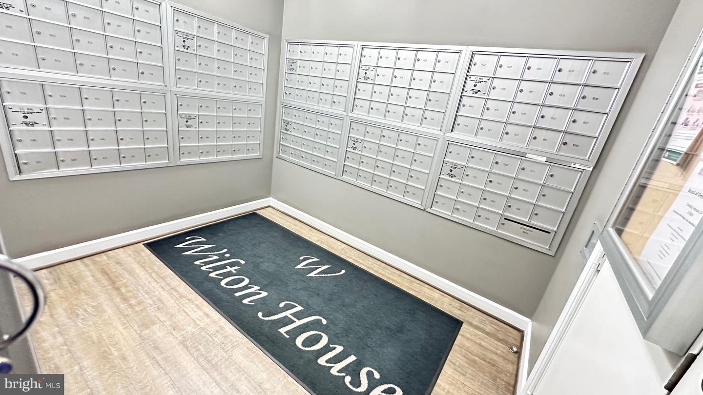 2726 GALLOWS RD #619, VIENNA, Virginia 22180, 2 Bedrooms Bedrooms, ,2 BathroomsBathrooms,Residential,For sale,2726 GALLOWS RD #619,VAFX2292938 MLS # VAFX2292938