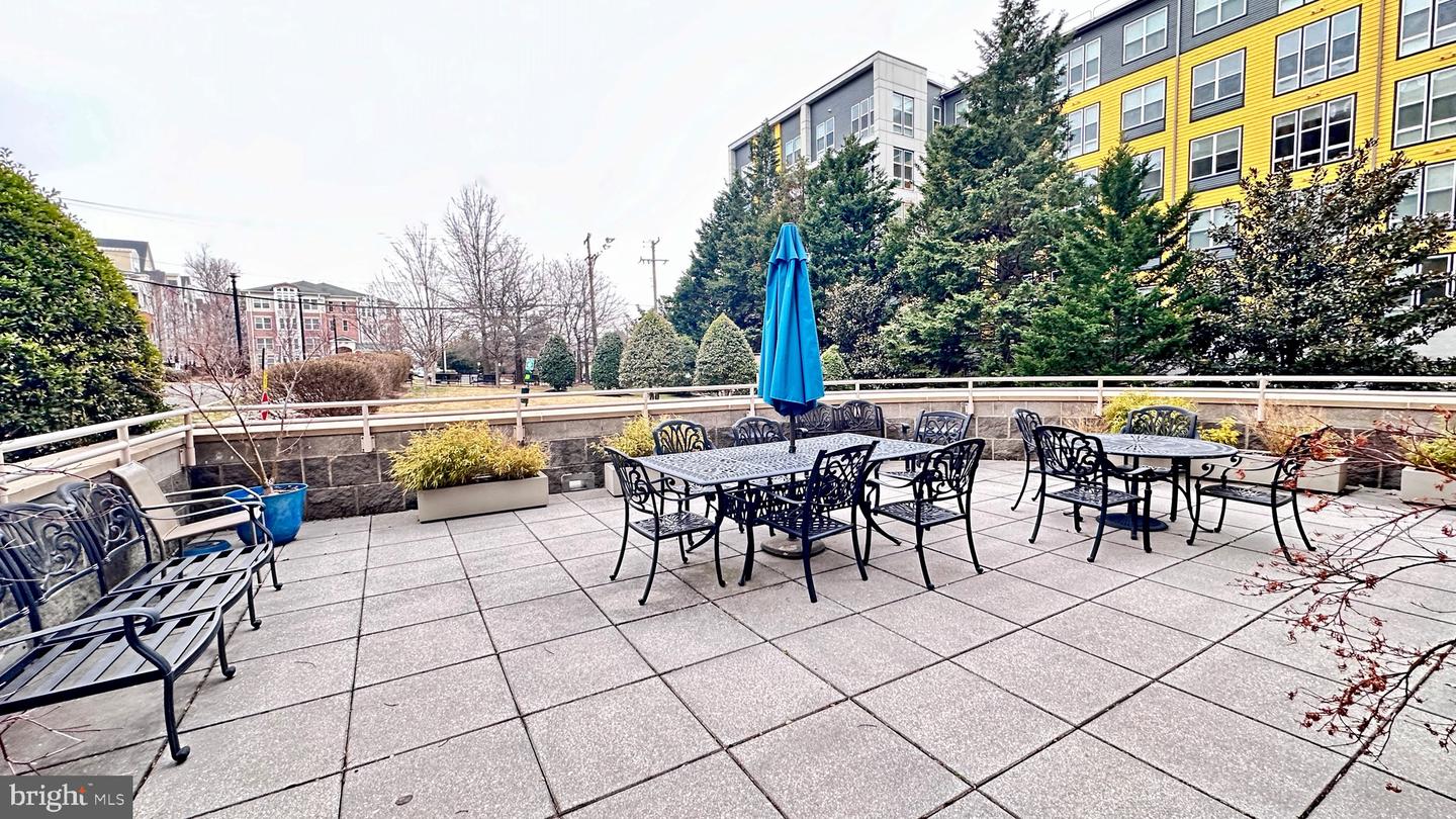 2726 GALLOWS RD #619, VIENNA, Virginia 22180, 2 Bedrooms Bedrooms, ,2 BathroomsBathrooms,Residential,For sale,2726 GALLOWS RD #619,VAFX2292938 MLS # VAFX2292938