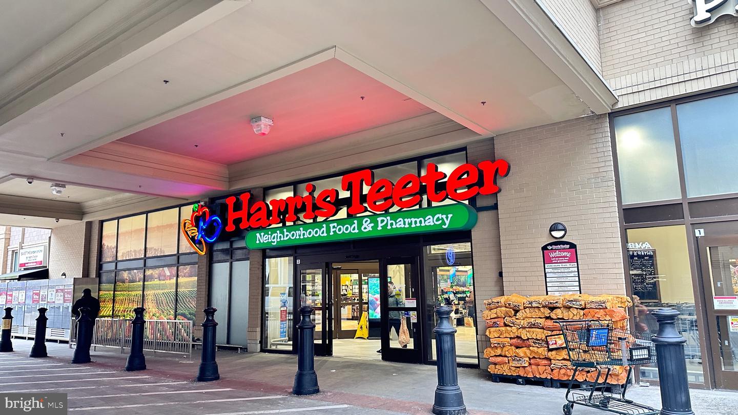 2726 GALLOWS RD #619, VIENNA, Virginia 22180, 2 Bedrooms Bedrooms, ,2 BathroomsBathrooms,Residential,For sale,2726 GALLOWS RD #619,VAFX2292938 MLS # VAFX2292938