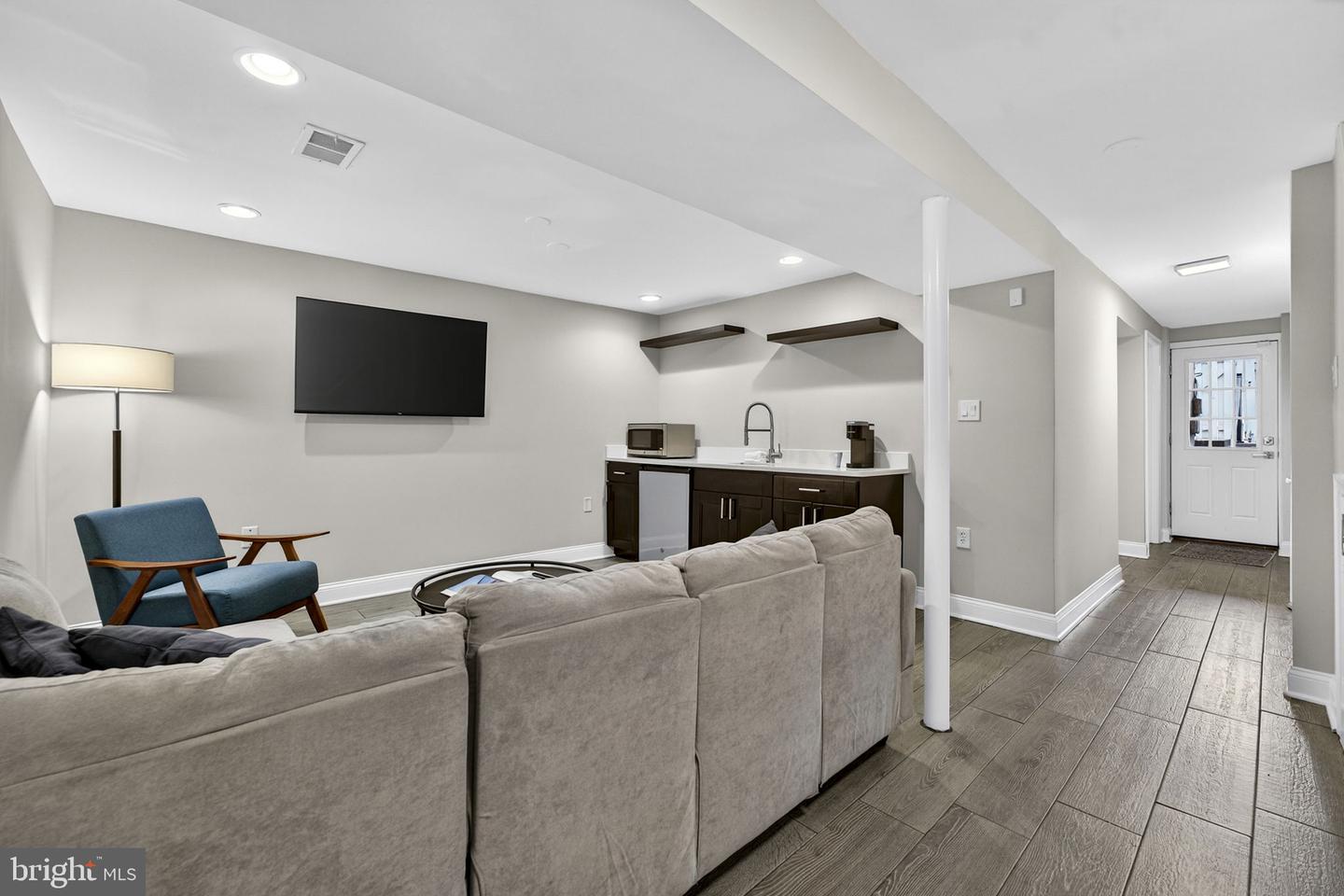 1628 MASSACHUSETTS AVE SE, WASHINGTON, District Of Columbia 20003, 4 Bedrooms Bedrooms, ,2 BathroomsBathrooms,Residential,For sale,1628 MASSACHUSETTS AVE SE,DCDC2247956 MLS # DCDC2247956 1628 MASSACHUSETTS AVE SE, WASHINGTON, District Of Columbia 20003, 4 Bedrooms Bedrooms, ,2 BathroomsBathrooms,Residential,For sale,1628 MASSACHUSETTS AVE SE,DCDC2247956 MLS # DCDC2247956